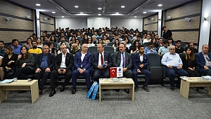 Biga'da Türkiye'nin dış politikası konuşuldu