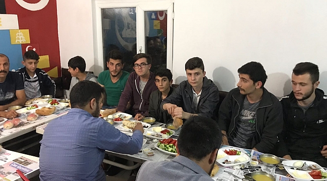Çan Ülkü Ocaklarından sahur programı