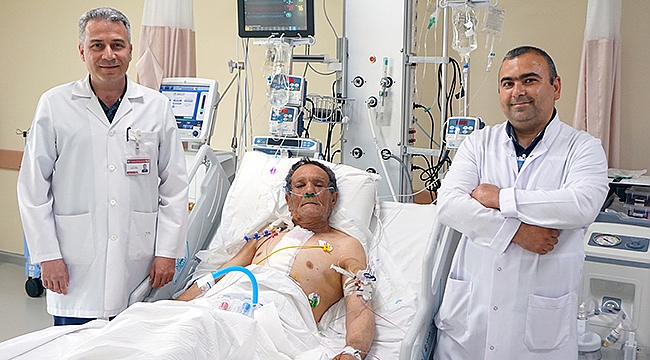 Çanakkale 18 Mart Üniversitesi Araştırma Hastanesinde Bentall Ameliyatı Yapıldı.