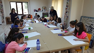 Çocuk Kültür Evi Ressam Vahid Navruzov'u Ağırladı