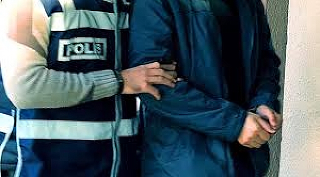 FETÖ firarisi babasının evinde yakalandı