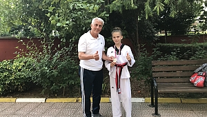 İrem Dinç Okullar Arası Türkiye Taekwondo Şampiyonasında Büyük Bir Başarıya İmza Atarak Türkiye İkincisi Oldu