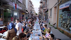 Namık Kemal Mahallesi İftar Programında Bir Araya Geldi