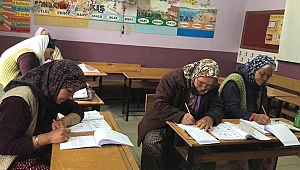 Okuryazarlık Seferberliğinde Kurslarını Başarıyla Tamamlayanlara Sertifikaları Verildi