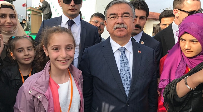 Özlem Kayalı İlkokulu Öğrencisi Esila Bülbül Bağımlılık Konulu Yarışmada Türkiye Üçüncüsü Oldu