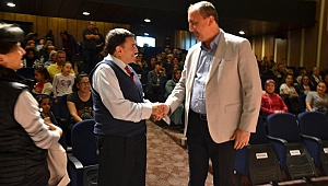 Prof. Dr. Üstün Dökmen Biga'da eğitim semineri verdi