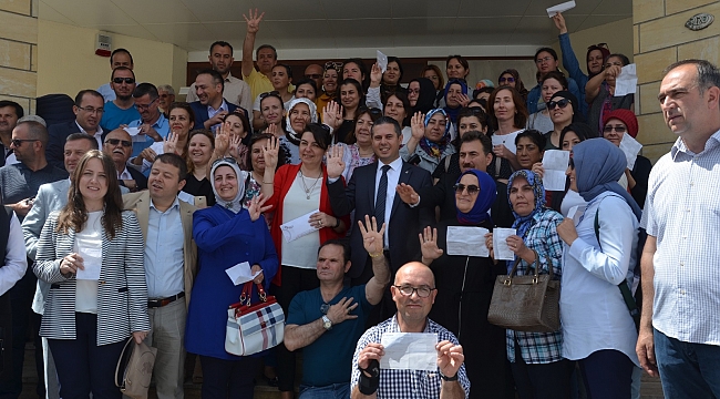 AK Parti Çanakkale Teşkilatı'ndan Cumhurbaşkanı Recep Tayyip Erdoğan'ın Seçim Kampanyasına destek