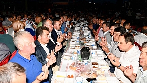 AK Partili Turan sanayi esnafıyla iftarda buluştu