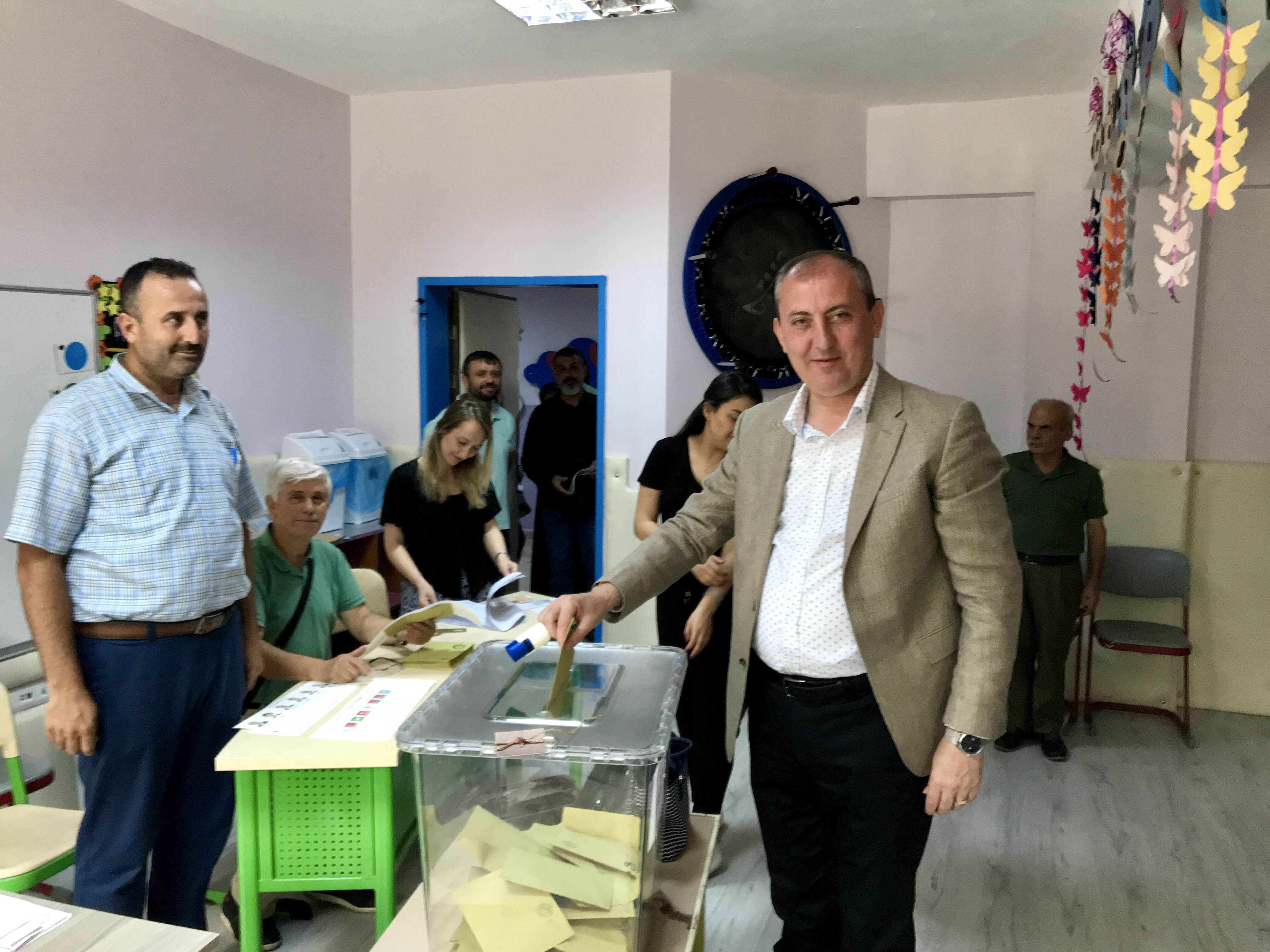 Başkan Işık oyunu kullandı