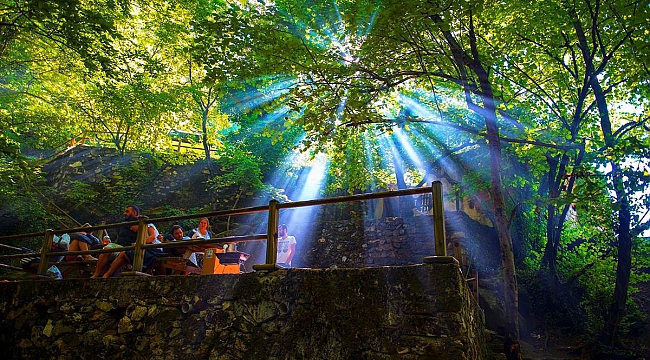 Bayramiç, Doğal Zenginlikleriyle Bu Ay Daha Güzel