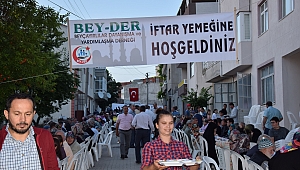 Beyçayırlılar Derneğinden bin kişilik iftar programı düzenlendi