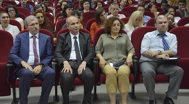 Biga İİBF ve Uygulamalı Bilimler Fakültesi Akademik Kurul Toplantısı gerçekleştirildi