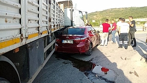 Çan'da Kaza! Otomobil Tırın Altına Girdi..