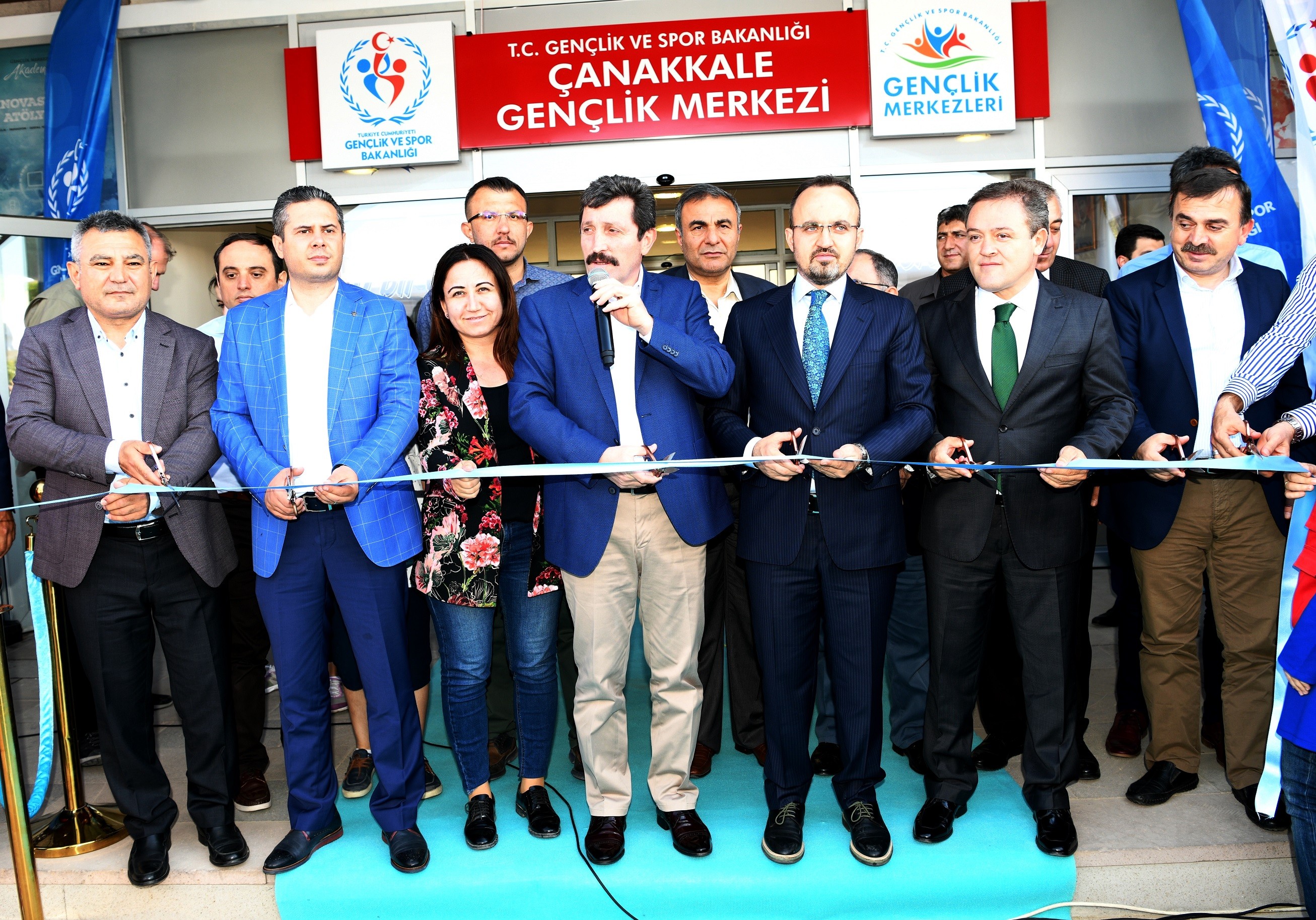 Çanakkale'de Gençlik Merkezi açıldı