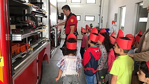 Çanakkale İtfaiyesi Minik Öğrencileri Ağırlamaya Devam Ediyor