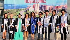 Ezine MYO Mezuniyet Töreni gerçekleştirildi