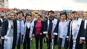 İskenderoğlu, ÇOMÜ Mezuniyet Törenine Katıldı