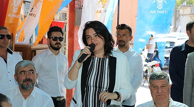 SİYASETİN gülen yüzü; İskenderoğlu