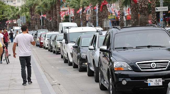 Tatilcilerin dönüş çilesi devam ediyor