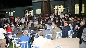 Turan Yenice'de iftarda vatandaşlarla bir araya geldi