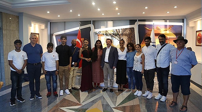2018 TROYA Yılında Hintli Gazeteciler TROYA'da