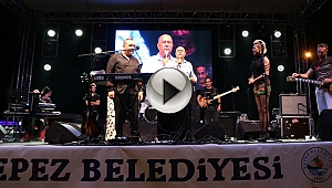 24. Kepez Kayısı Festivalinde Ümit Besen ve Pamela Rüzgârı