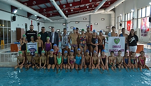 Ayvacık'ta Yüzme Coşkusu