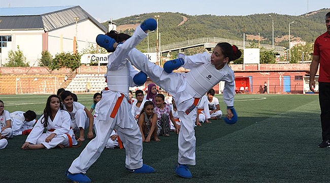 Çan Belediyesi Yaz Spor Okulları 10. Mezunlarını Verdi!