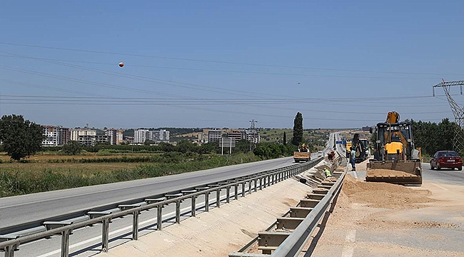 Çanakkale Çevre Yolu Aydınlatma Çalışmaları Hızla Devam Ediyor