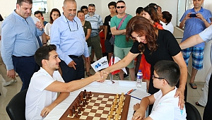 Çanakkale'de Türkiye Gençler Satranç Şampiyonası başladı