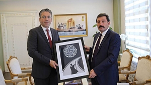 İstanbul İl Göç İdaresi Müdürü Hüseyin Elgörmüş, Vali Orhan Tavlı'yı Ziyaret Etti