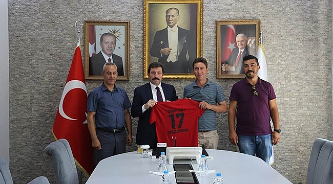Kocatepe Gençlik ve Spor Kulübü Derneği'nden Vali Orhan Tavlı'ya Ziyaret