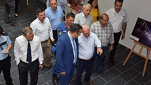 Lapseki'de 15 Temmuz Gecesi Türkiye Konulu Resim Sergisi Açıldı