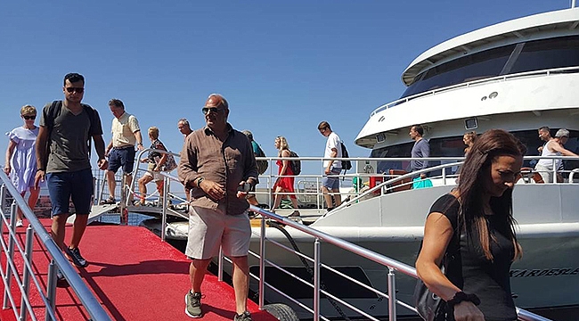Midilli-Ayvacık Seferleri Çanakkale Turizmini Dünyayla Kucaklaştırıyor