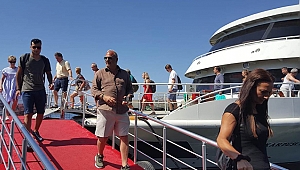 Midilli-Ayvacık Seferleri Çanakkale Turizmini Dünyayla Kucaklaştırıyor