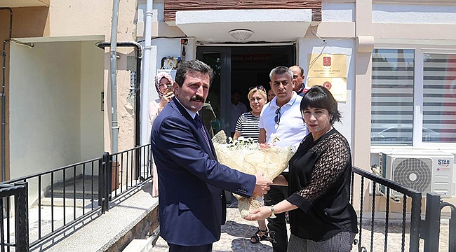 Vali Orhan Tavlı, Türkiye Gaziler ve Şehit Aileleri Vakfı Çanakkale Şubesini Ziyaret Etti