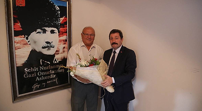 Vali Orhan Tavlı, Türkiye Muharip Gaziler Derneği Çanakkale Şubesini Ziyaret Etti