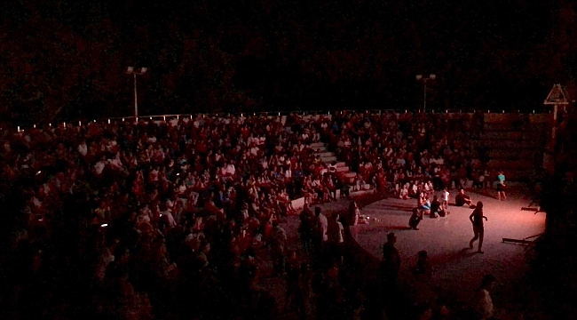 Açık Hava Sineması'nda bu hafta: Düğüm Zamanı