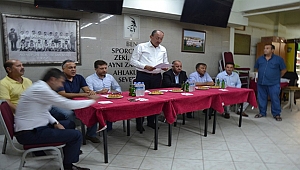 Başkan Işık, Adaspor'a lokal tapusunu verdi