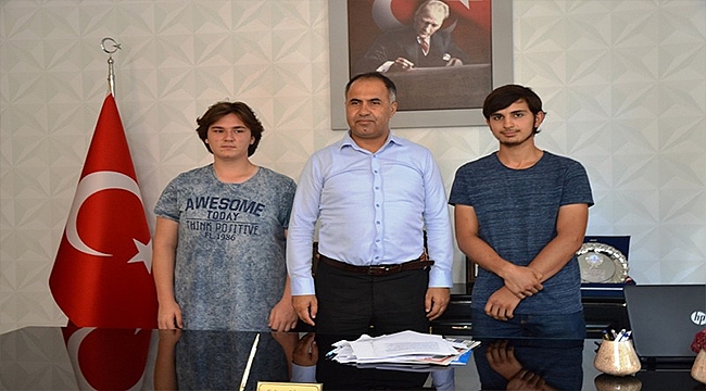 Biga'lı öğrenciler iki projeye imza attı