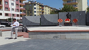 Çan CHP ve A.D.D 30 Ağustos Zafer Bayramı Çelenk Sunma Töreni Gerçekleştirdi