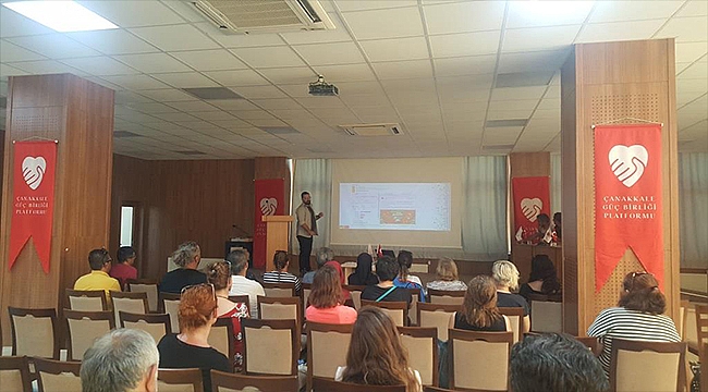 ÇANAKKALE ESNAFINA SOSYAL MEDYA VE İNTERNET EĞİTİMİ