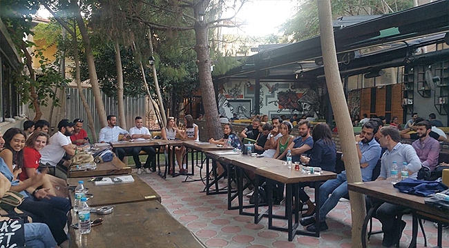 İSKENDEROĞLU GENÇLERLE BULUŞTU