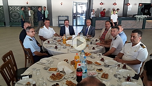 Kurban Bayramı dolayısıyla Çanakkale'de, bayramlaşma programları düzenlendi.