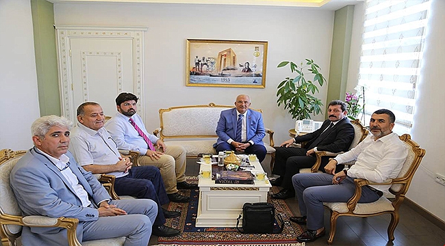 Mersin Büyükşehir Belediye Başkanı Kocamaz'dan , Vali Tavlı'ya ziyaret