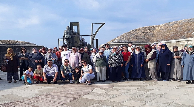 Saruhanlı Belediyesinden Paşaköylü vatandaşlara Çanakkale gezisi