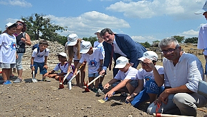 Tarihi Ve Arkeolojik Alanlar Çocuklar Ve Gençlerle Korunacak