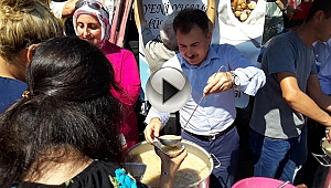 Ak Parti Merkez İlçe Başkanlığından Aşure İkramı