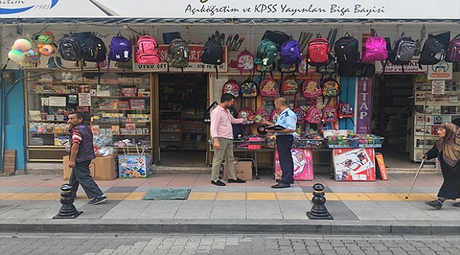 Biga'da çocukların sağlığı için kırtasiyeleri denetlediler