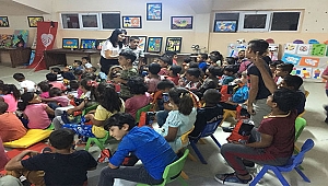 ÇANAKKALE GÜÇ BİRLİĞİ MEVSİMLİK İŞÇİLERİN ÇOCUKLARINI SEVİNDİRDİ